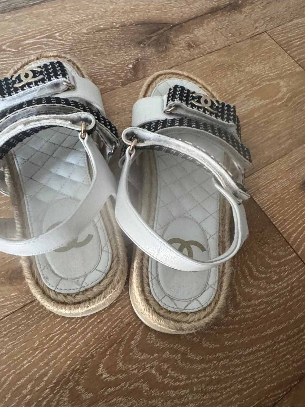 CHANEL White & Black Tweed Kids Sandals with Gold CC Accents